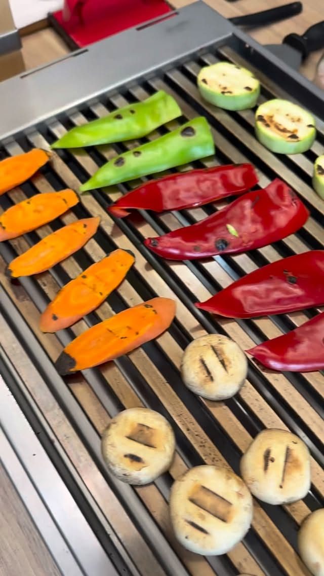 Instagram post from ecogrill_electric_grill. This post is in position 1.